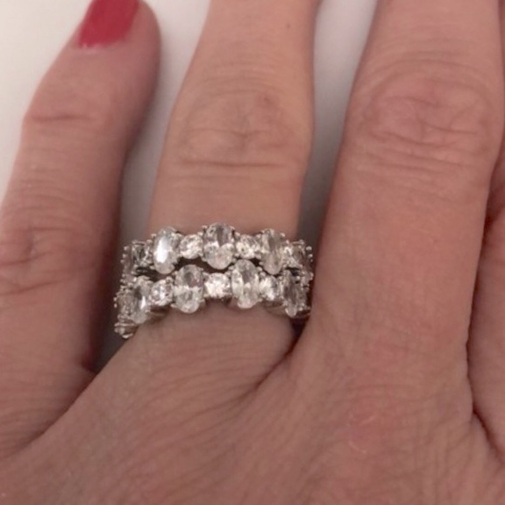 New Italo Oval & Round Eternity Bands